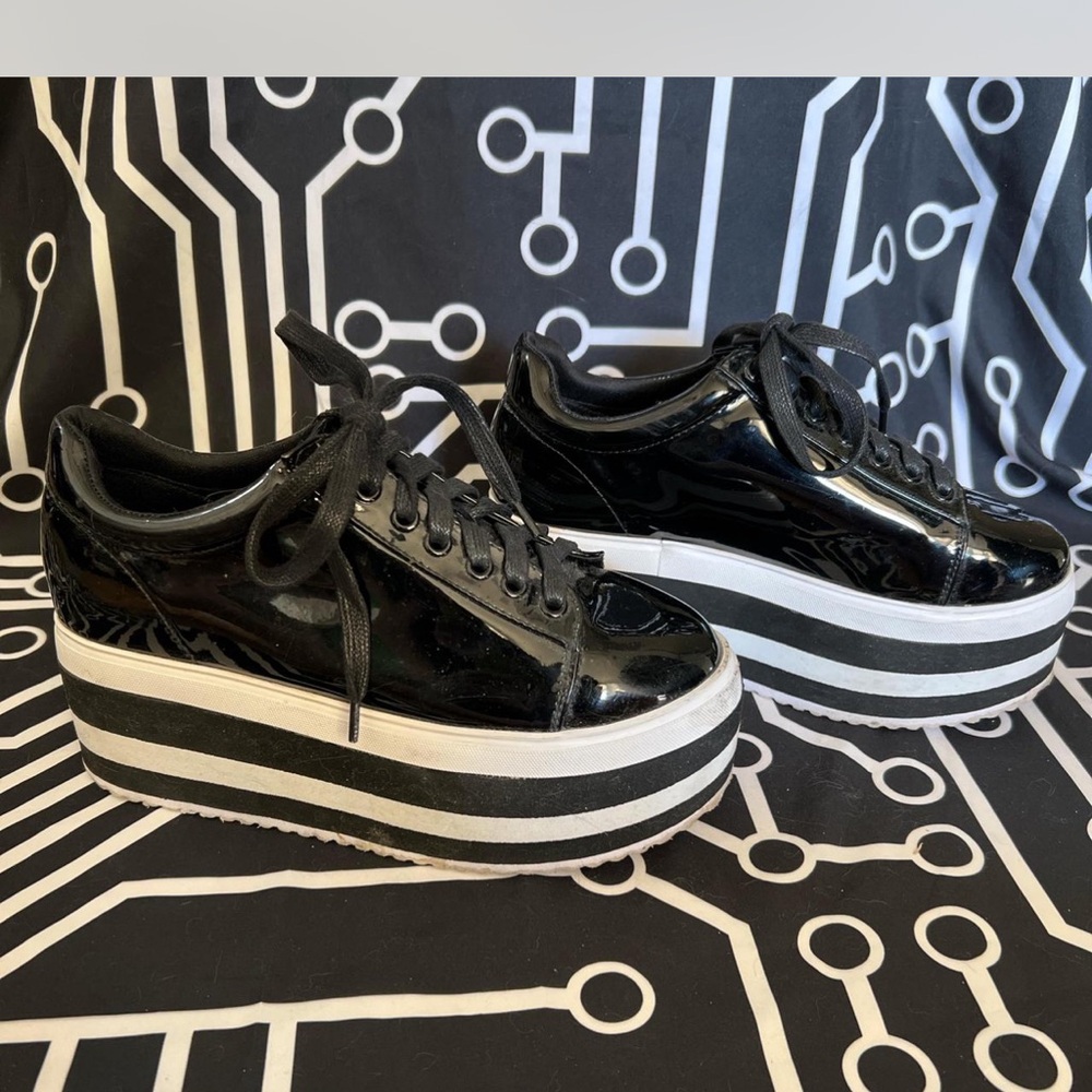 Liliana PVC Black and White Platform Sneakers